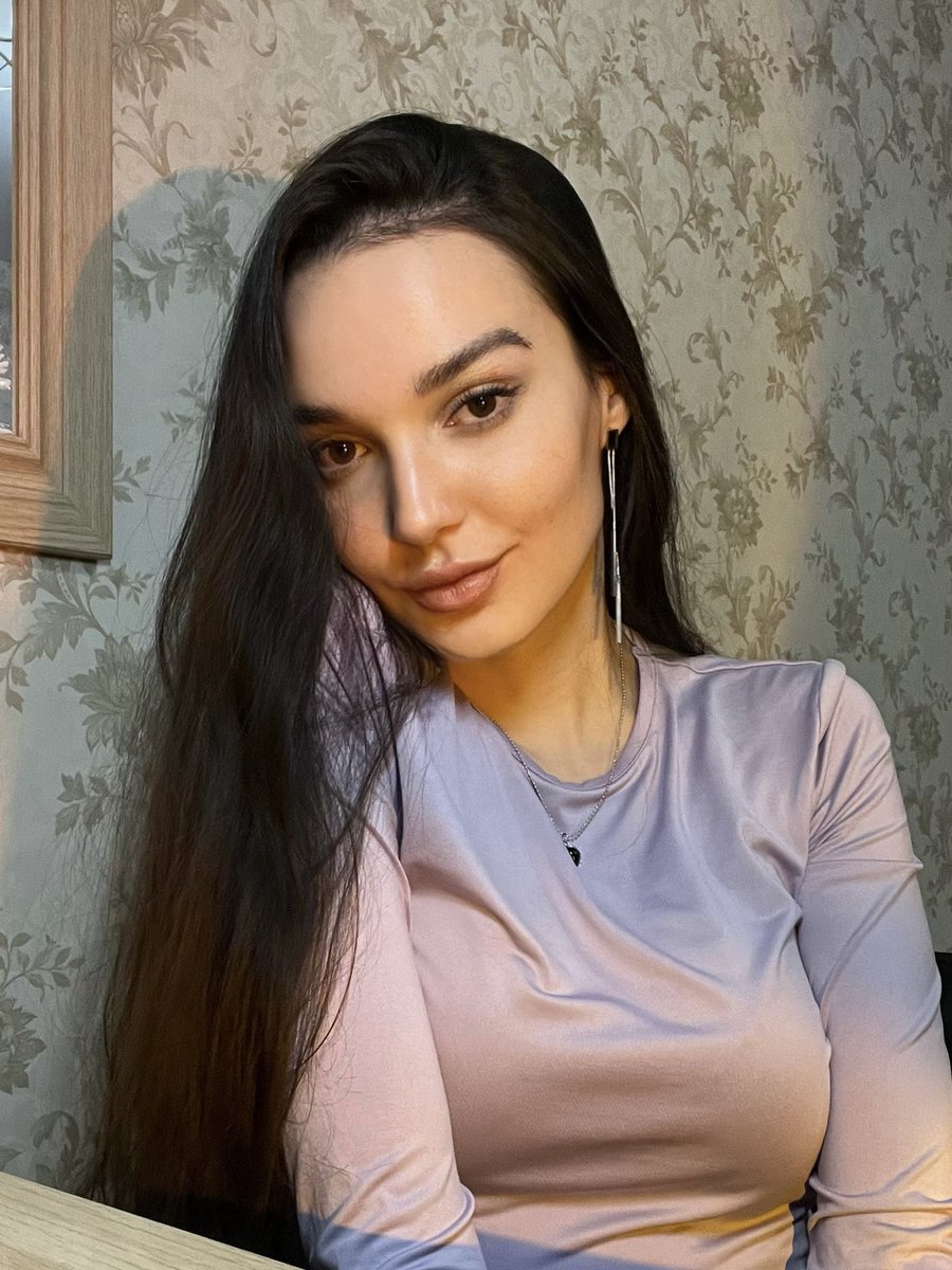 Alyona🐝 tweet media