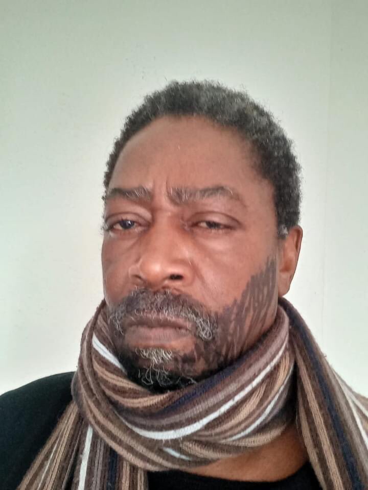 DjibrilKKeita1's tweet photo. #ModeAssimi : Bonne fête à tous dans la bonne humeur de l’international comédien malien @HabibDembele dit #GuimbaNational
#Assimi #Mali #Guimba #comedie #Humour #Ramadan2022 https://t.co/9qeBKG4zi8