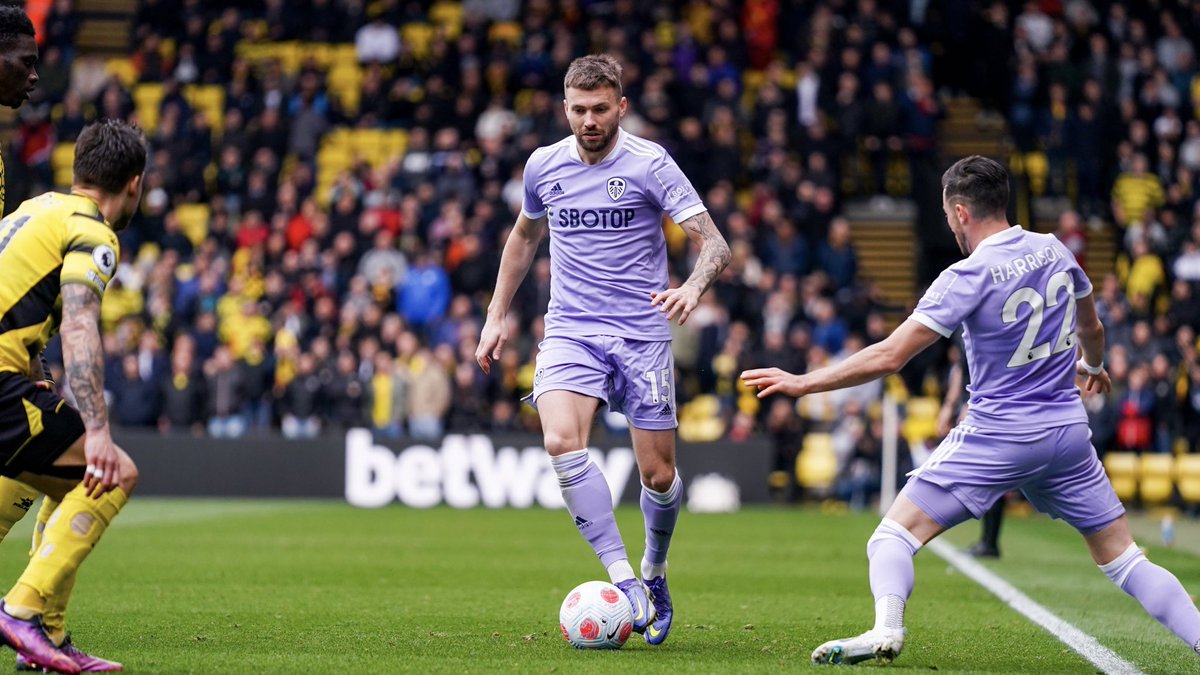 LUFC's tweet photo. 🎶 𝗧𝗵𝗲𝗿𝗲’𝘀 𝗼𝗻𝗹𝘆 𝗼𝗻𝗲 𝗦𝘁𝘂𝗮𝗿𝘁 𝗗𝗮𝗹𝗹𝗮𝘀! 🎶
Get well soon, we know you’ll come back stronger than ever! https://t.co/lHEyE5QUHL