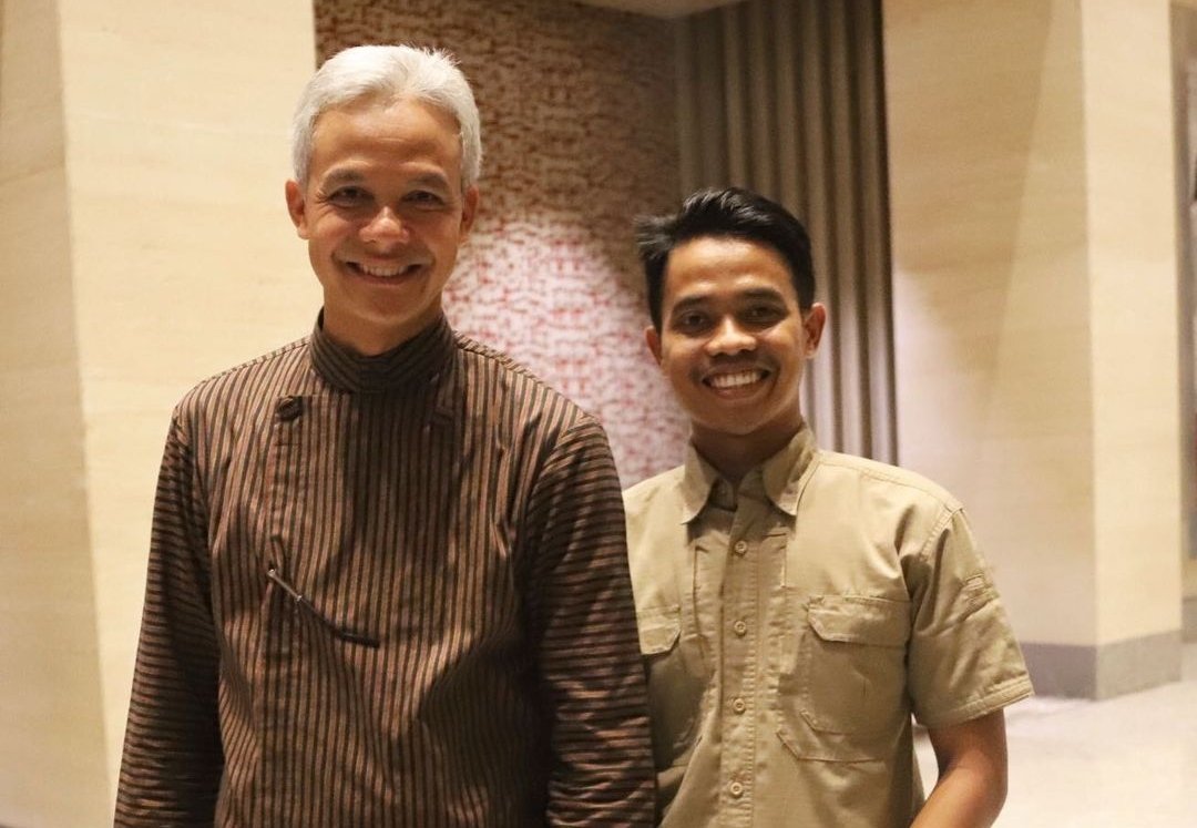 wagimanDTT's tweet photo. @poldajateng_ Kok mirip ya 😀😀😀 https://t.co/CefyqI5tYD
