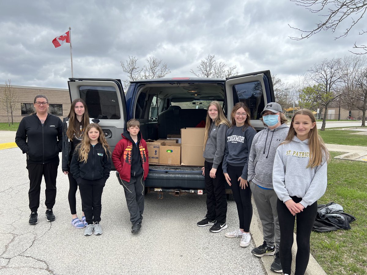 Thank you ⁦<a href="/StJosephCorCS/">St Joseph Corunna</a>⁩ families for your donations of toiletries to the St. Vincent DePaul Society.  You brought the ⁦Positive Saints initiative alive and made a difference. #kindness #sccdsb #blessed