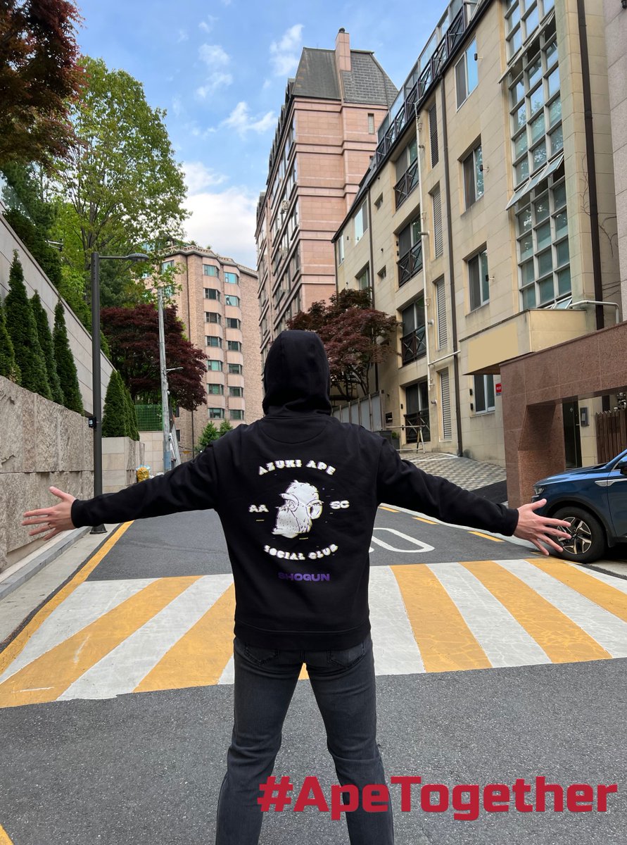 Had a crazy busy week and barely had any time for web3... but I still managed to rock my <a href="/AzukiApeSC/">AzukiApeSC</a> merch and let Seoul know we're killin it out there.
$METL gang LFG🔥 <a href="/PsychonautApeD/">Psychonaut Ape Division</a> <a href="/ApeLiquidio/">ApeLiquid</a> <a href="/TypicalTigerNFT/">Typical Tigers 🐯</a> <a href="/Fundaesnft/">Fundaes NFT</a>
