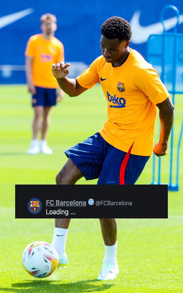 elchiringuitotv's tweet photo. 🤯 "CARGANDO..." 

🔴🔵 El BARÇA 'CALIENTA' el ¿REGRESO? de @ANSUFATI... 

¡A las 20:30h, vive el BARÇA-MALLORCA con nosotros en Youtube, Facebook y Twitch! https://t.co/jt3gWOeVK2