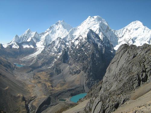 holamoncat's tweet photo. El Siula Grande és una muntanya de la Cordillera Huayhuash, als Andes del Perú, a la frontera entr...
https://t.co/z2y3cGu9FF

 #viatjar #Siula #Grande https://t.co/Tlzzc3OPvZ