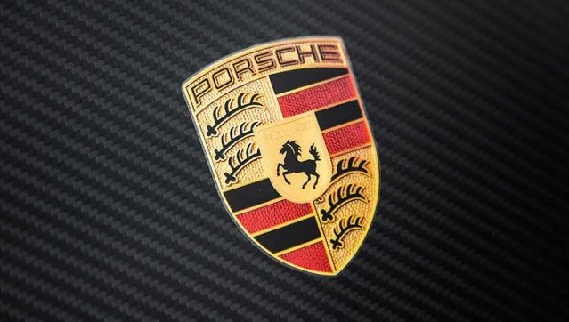 According to L’Express, Porsche and by extension the Volkswagen group to which the brand belongs, plan to launch their own satellite system for their future autonomous cars. The VW group would provision €2B to deploy its own constellation of satellites.

lookcharms.com/volkswagen-and…