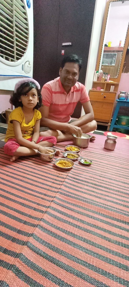 मजदूर का पसीना सूखने से पहले,
मजदूर का मेहनताना मिल जाना चाहिए,

बिजली ठेका कर्मचारियो को विभाग में समायोजित करें कका जी,
हम मजदूरों के हित में उचित फैसला लेवे,
<a href="/bhupeshbaghel/">Bhupesh Baghel</a>
<a href="/ChhattisgarhCMO/">CMO Chhattisgarh</a> <a href="/TS_SinghDeo/">T S Singhdeo</a> <a href="/PCCCHHATTISGARH/">PCC CHHATTISGARH</a>