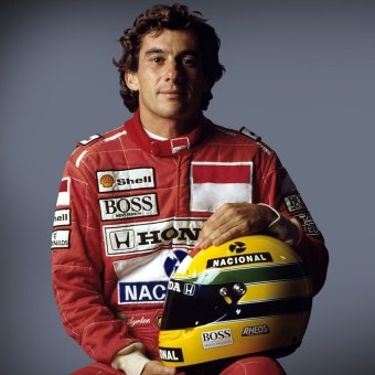 Ridalc's tweet image. Mentre Tu andavi via a correre nell'eternità noi tutti ci siamo sentiti un po' più soli... 
Ciao Ayrton...non ti dimenticheremo mai...