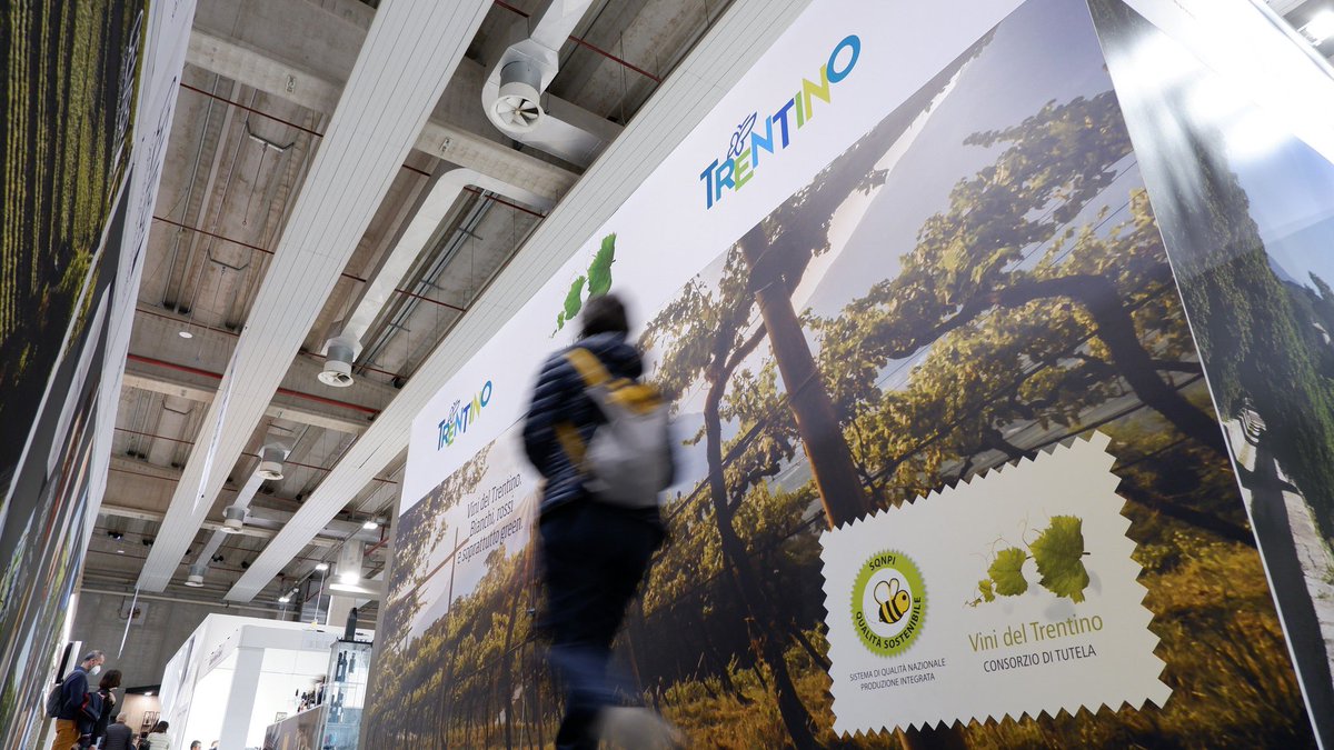 Si conclude anche questa 54° edizione di Vinitaly.

Grazie a tutte le persone che hanno visitato gli stand del vino del Trentino.
Vi aspettiamo in Trentino per farvi scoprire la terra dove nascono i nostri vini.

#vinitaly2022 #vinideltrentino #grazie