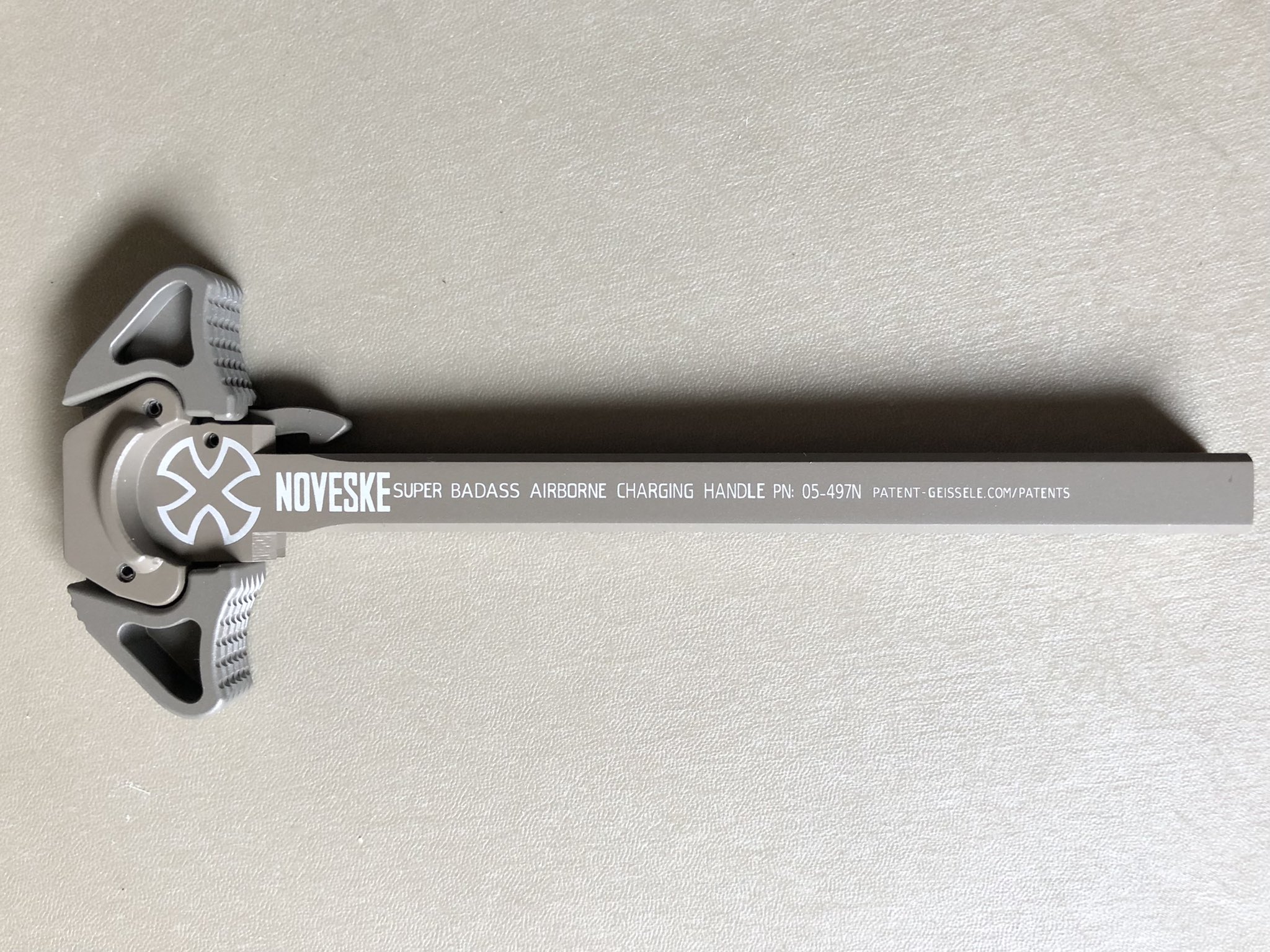 実物Noveske Super Badass Charging Handle - トイガン