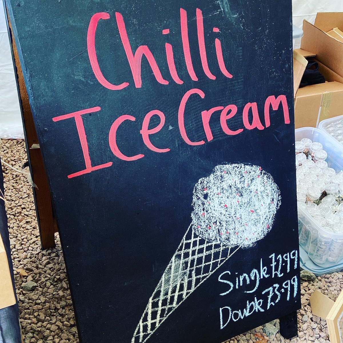 ChilliRogues's tweet photo. Eastnor Chilli festival!
Come on down and try our #chilli ice cream! Debut for the year, it’s cracking 😉 https://t.co/a57IY9Aha3