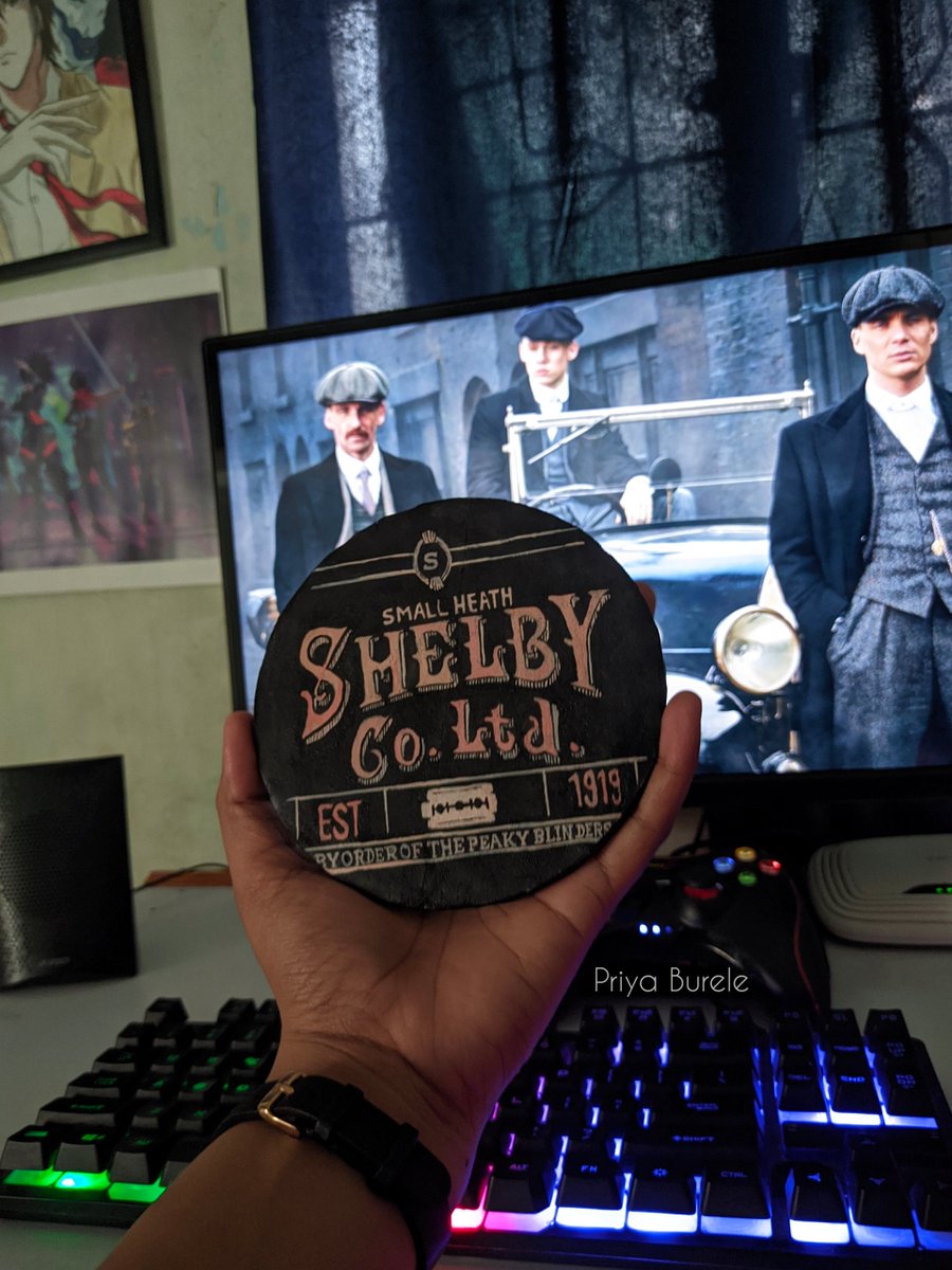 priyaburele's tweet photo. Handpainted a Peaky Blinders themed coaster
Medium: Acrylic paints on canvas
#acrylicpainting #thomasshelby #tommyshelby #tomasshelby #cillianmurphy #arthurshelby #heisenberg #peakyblindersofficial #peakyblinder #painting #byorderofthepeakyblinders #johnshelby @ThePeakyBlinder https://t.co/TSSsUAeaKu