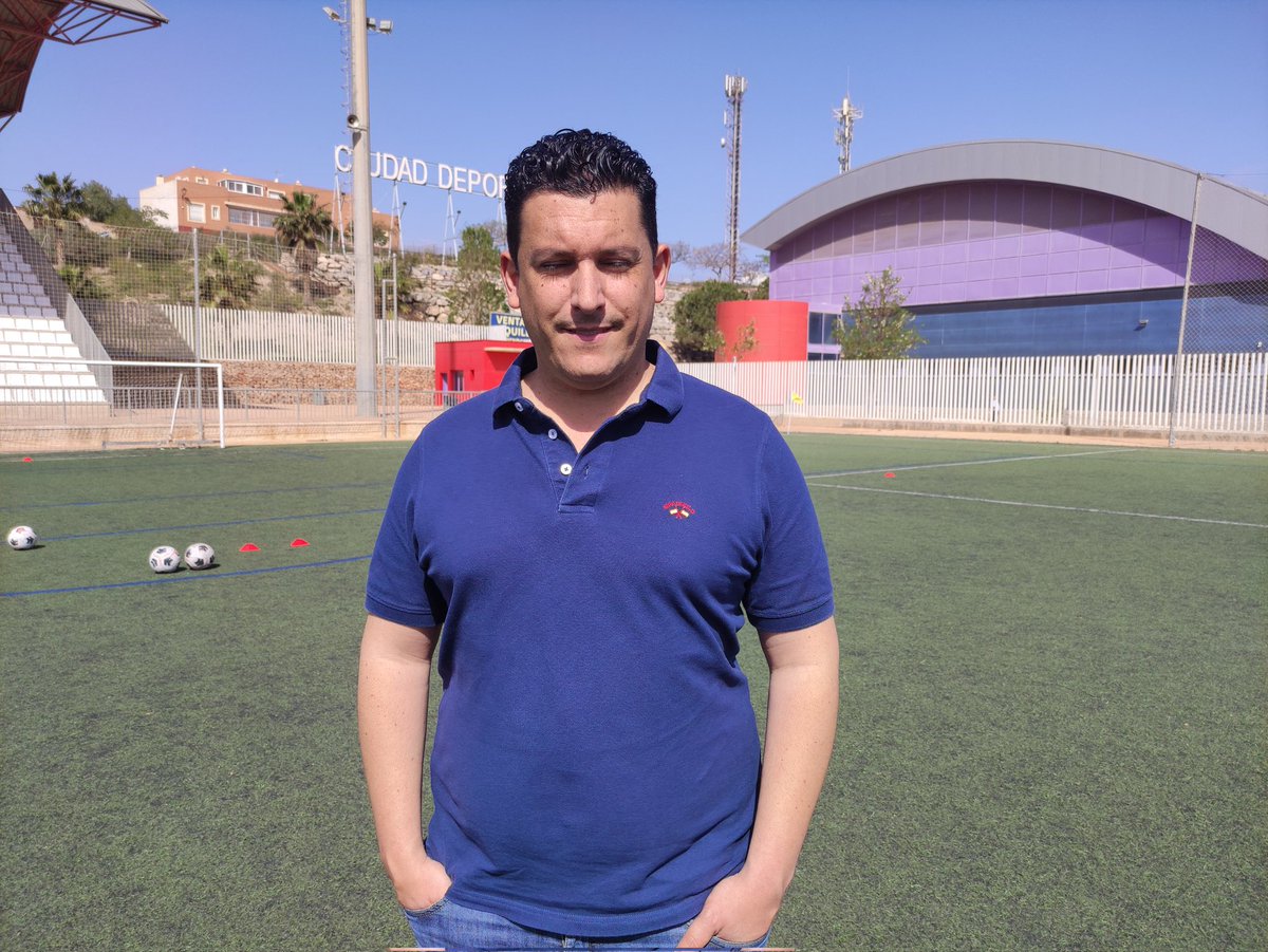 LaVozDeporteAlm's tweet photo. 👉El presidente del @CarbonerasCF José Antonio Hernández en Viator ⚽ https://t.co/mIqeQyaszQ