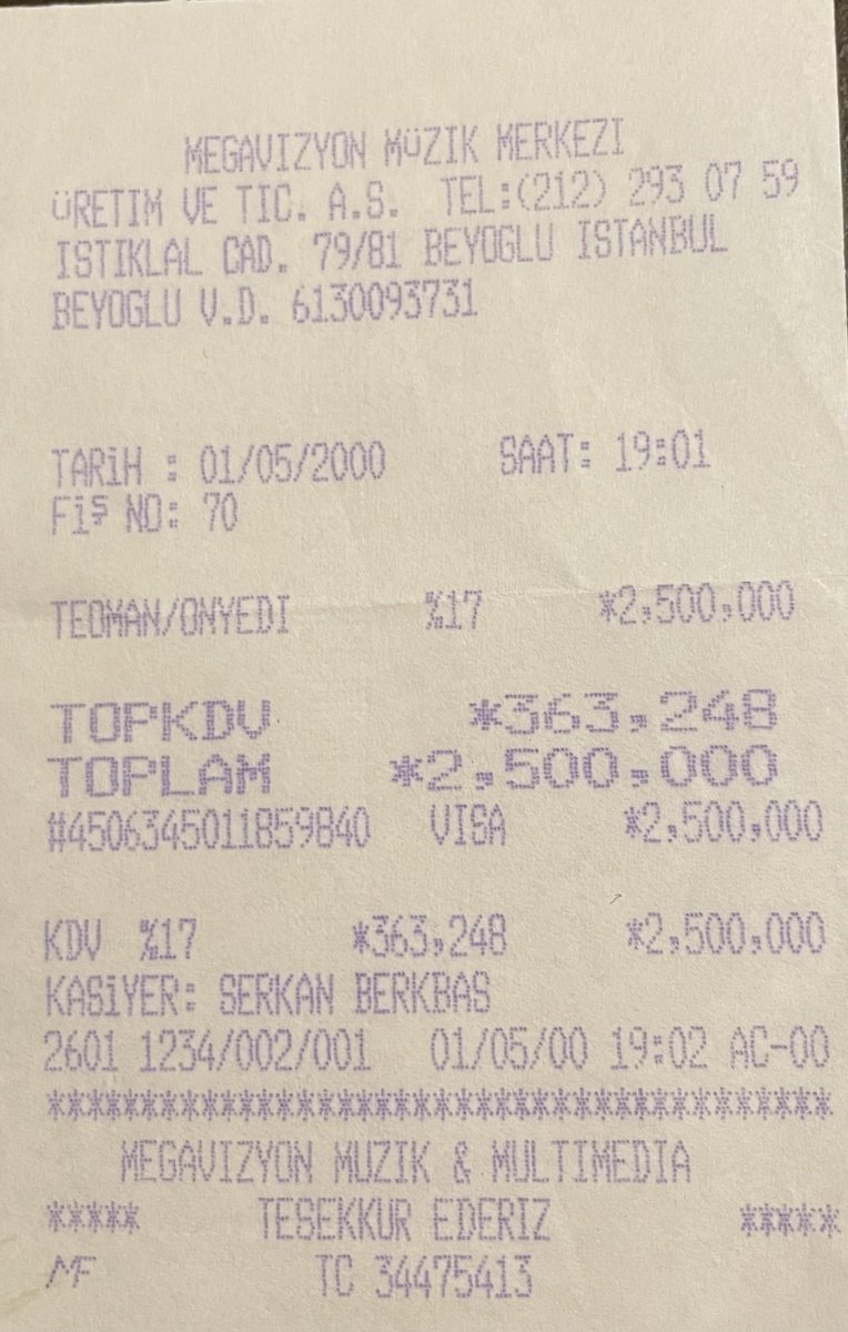 serapsdurak's tweet photo. #22YılEvvel
#01Mayıs2000
#MegaVizyon
#Teoman
#OnYedi
#TBT
@TeomanCom https://t.co/k7xj5rzzDB