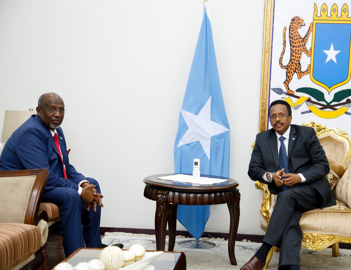 gure_bashir's tweet photo. @TheVillaSomalia @M_Farmaajo to retain the seat of presidency it should  prepare for first round the round two of the election will jeopardise his chances of wining so farmajo shuild cast his darts smart   @mwalimu001 @Omar_Faruq18 @Abdiazi11211100 @abdifatahdigal1 @ https://t.co/w9i73mnmBe
