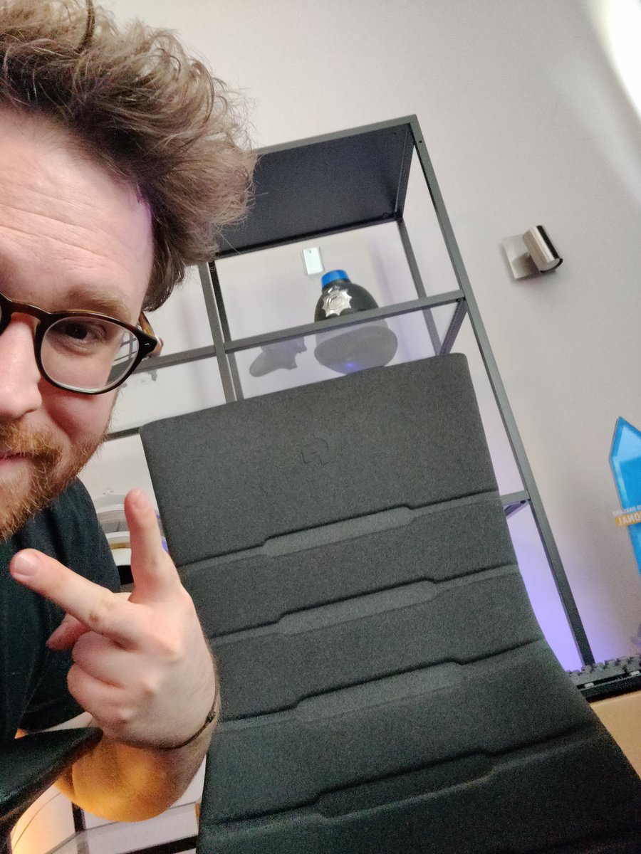 oraxe (@oraxe_) on Twitter photo Les amis, avec <a href="/HMGaming/">Herman Miller Gaming</a> on vous fait remporter une chaise Herman Miller Gaming Embody๐ d'une valeur de 1600โฌ๐ฅ, la mรชme que la mienne!!!!
Pour participer au #Concours :
- RT ce tweet
- Follow <a href="/HMGaming/">Herman Miller Gaming</a>
- Follow <a href="/oraxe_/">oraxe</a>
Bonne chance ร tous!
TAS LE 15/05 Les amis, avec <a href="/HMGaming/">Herman Miller Gaming</a> on vous fait remporter une chaise Herman Miller Gaming Embody๐ d'une valeur de 1600โฌ๐ฅ, la mรชme que la mienne!!!!
Pour participer au #Concours :
- RT ce tweet
- Follow <a href="/HMGaming/">Herman Miller Gaming</a>
- Follow <a href="/oraxe_/">oraxe</a>
Bonne chance ร tous!
TAS LE 15/05