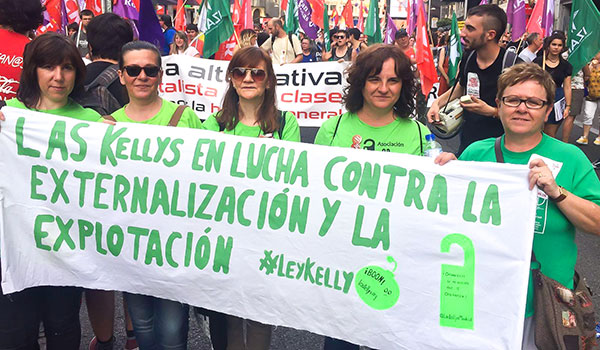 Rev_vlc's tweet photo. 🔴✊ que visca la lluita de la classe obrera

Hui, Primer de Maig, reivindiquem les lluites de la classe treballadora contra el capitalisme i els seus abusos. 

No pot haver feminisme revolucionari sense consciència de classe. https://t.co/68NZcDYUuO