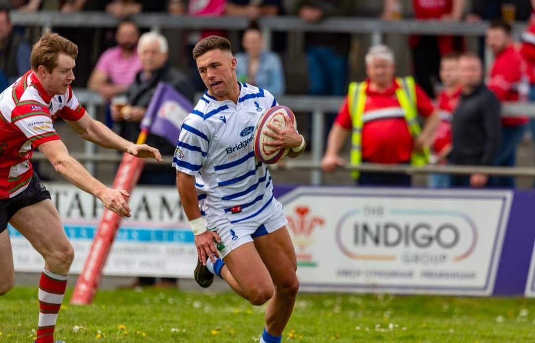 Ed Griffith tweet media