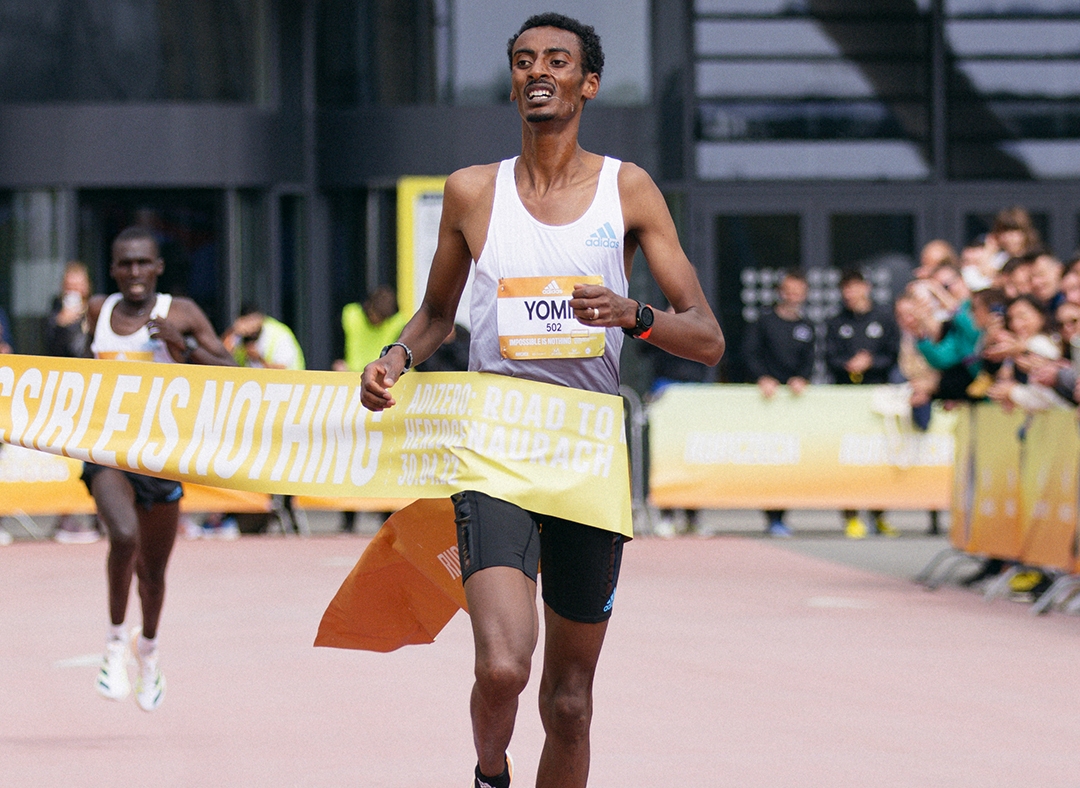 anquarsports's tweet photo. Ethiopia's Yomif Kejelcha wins the men’s 5k at the Adizero Road to Records event in Herzogenaurach, Germany https://t.co/hQ7oBoS4Ls