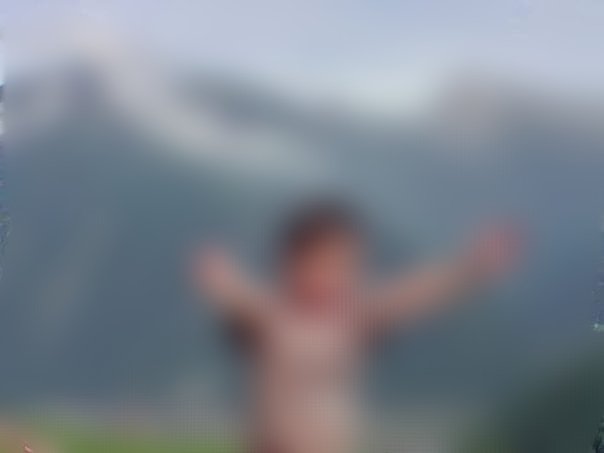 RobUnitedOFC's tweet photo. ROB WHEN HE WAS A KID AND HIS FAVORITE TRADEMARK 

100 replies using our tagline to unlock the photo. 

ROB HANGGANG DULO https://t.co/iJ5Z1wk8ey