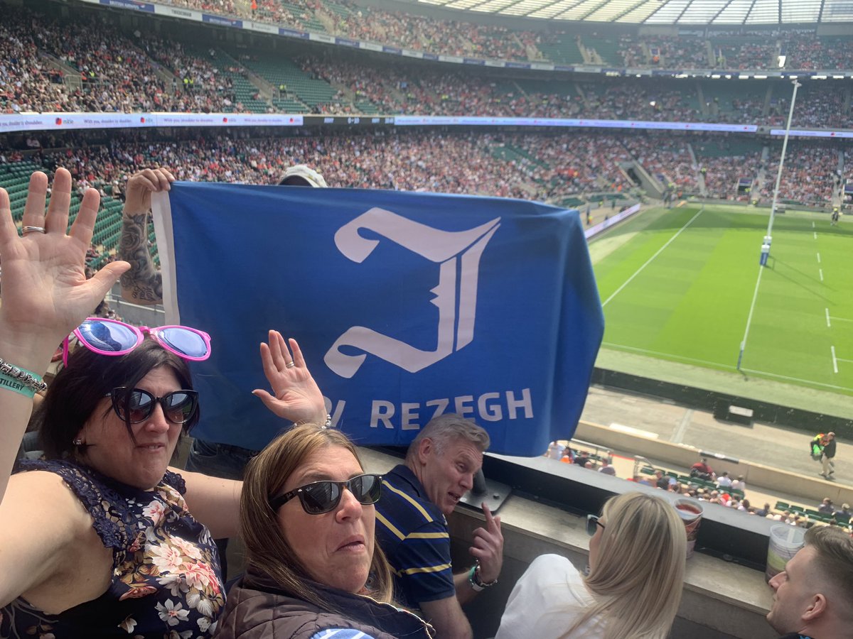 Dawnallsopp5271's tweet photo. Had the best day yesterday at #ArmyvNavy #twickenham #3RHA. https://t.co/zUlHEiDwSK