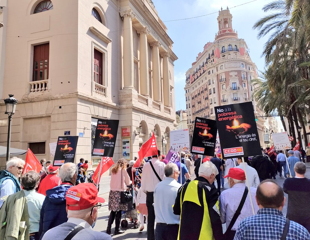 📣#1Mayo2022 Urgeix frenar la pressió inflacionista de l'energia, agreujada per la guerra, que amenaça condicions de treball i de vida.

#LaSolución Cal actuar sobre les causes de l’augment dels preus i l'estrambòtic sistema de fixació de preus de l'energia. #1Maig2022 #1MCCOO