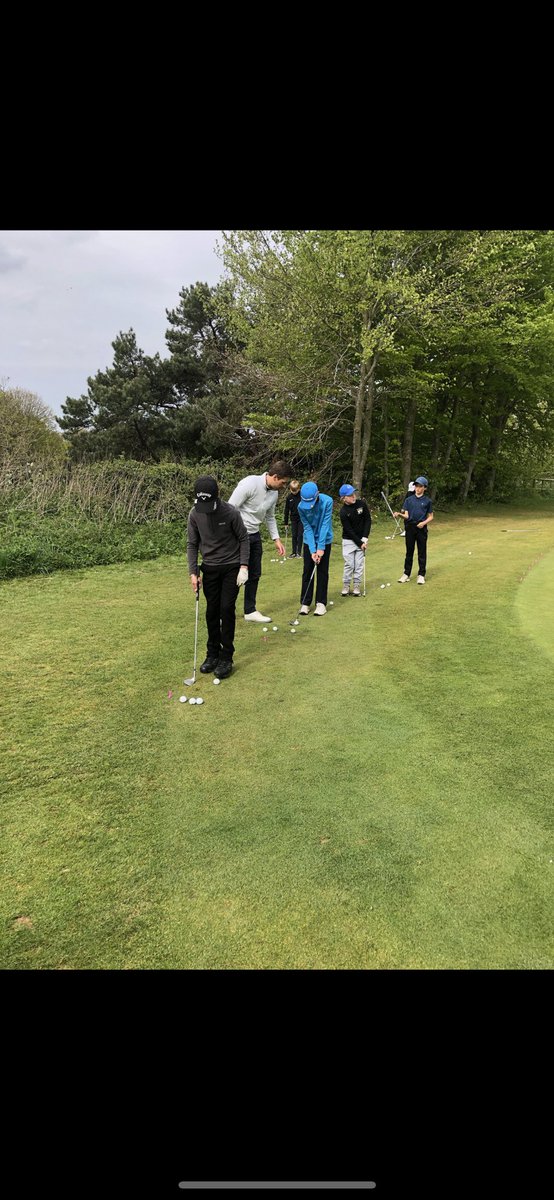 herts_golf's tweet image. 18 boys aged 8-14 are attending the Break 80 session this morning at @VerulamGC .The main focus for todays sessions is developing their short game, practising 50-75yd pitching and chipping shots🏌️‍♂️Want to get involved? Check out our website for more info.#hertsgolf #skillsforlife