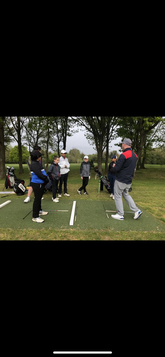 herts_golf's tweet image. 18 boys aged 8-14 are attending the Break 80 session this morning at @VerulamGC .The main focus for todays sessions is developing their short game, practising 50-75yd pitching and chipping shots🏌️‍♂️Want to get involved? Check out our website for more info.#hertsgolf #skillsforlife