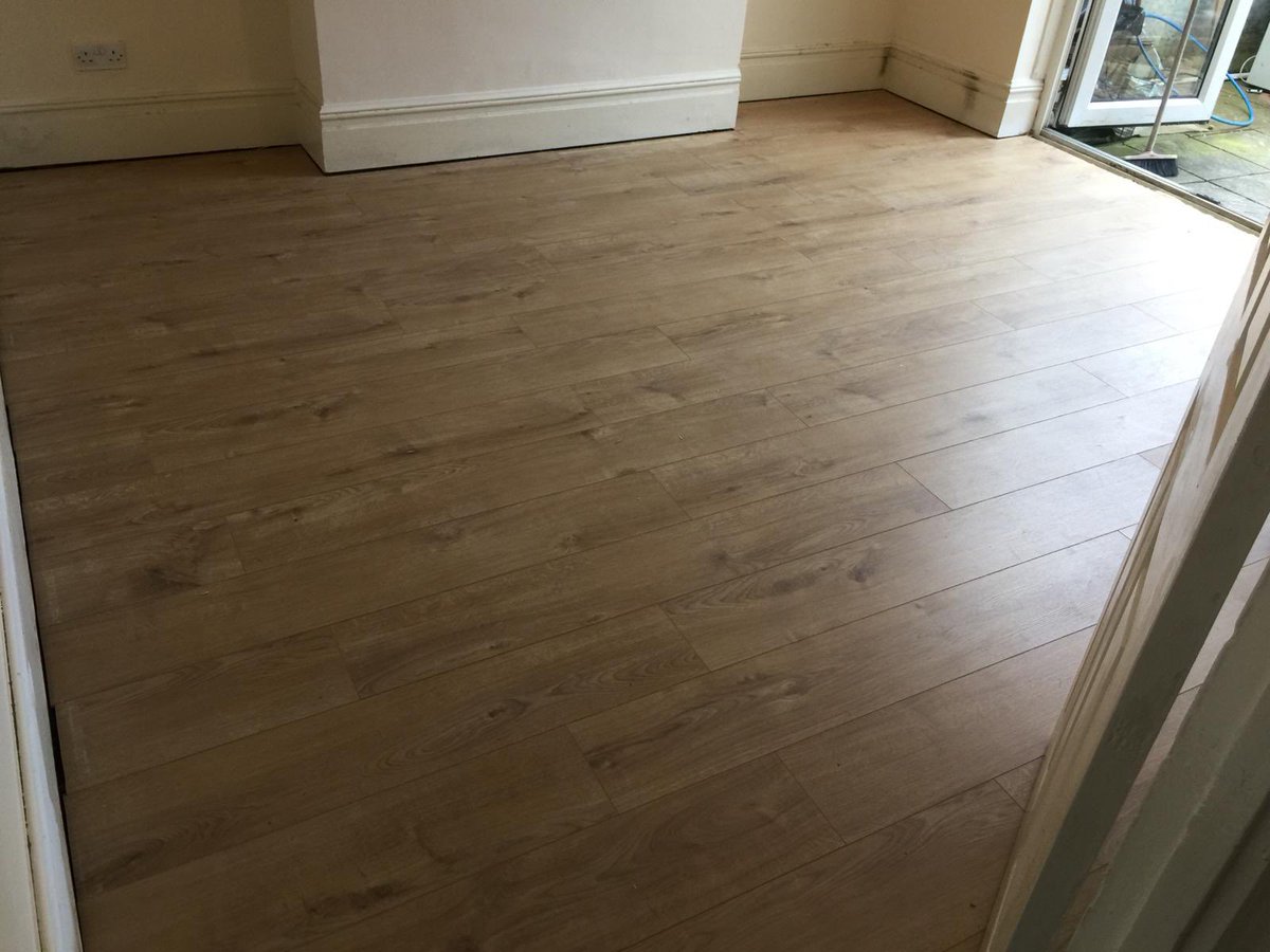 FineUtmost's tweet image. All type of building work include #chimneyremoval #tililng #flooring #skirting #carpentry #handyman work done professionally for more information please call me on 07468889802 thanks