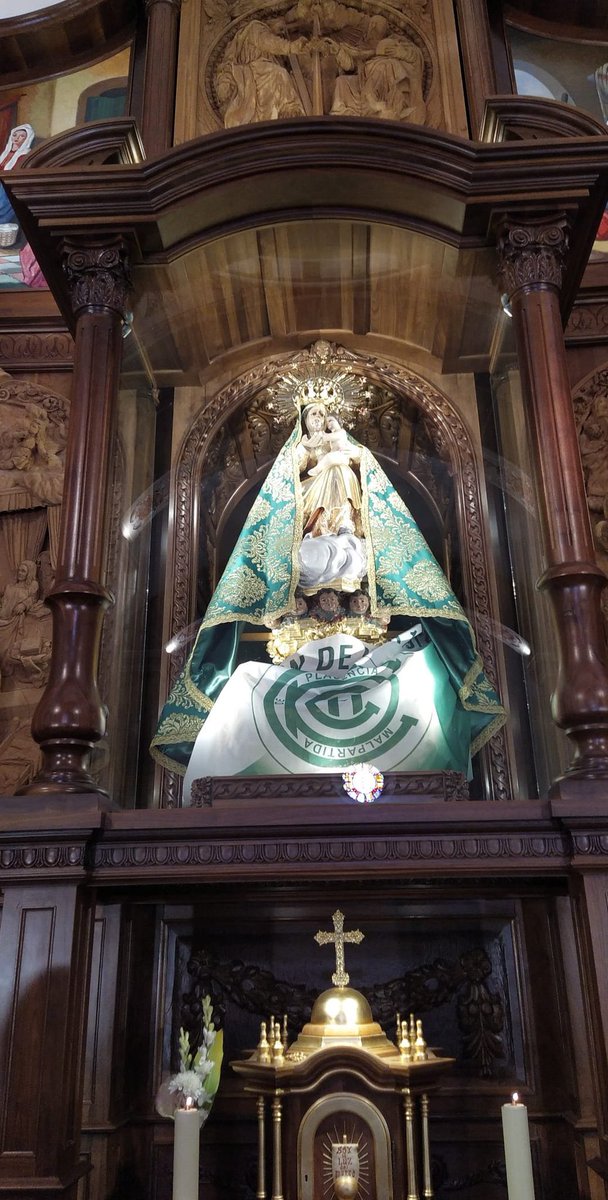 CPChinato's tweet photo. Hoy es el día de la patrona de Malpartida de Plasencia. Símbolo de nuestra localidad, de nuestro club y de todos los chinatos.

A disfrutar y celebrar esta fecha tan especial.

✨ ¡Viva la Virgen de la Luz! ✨ https://t.co/tGqZLmdCN7
