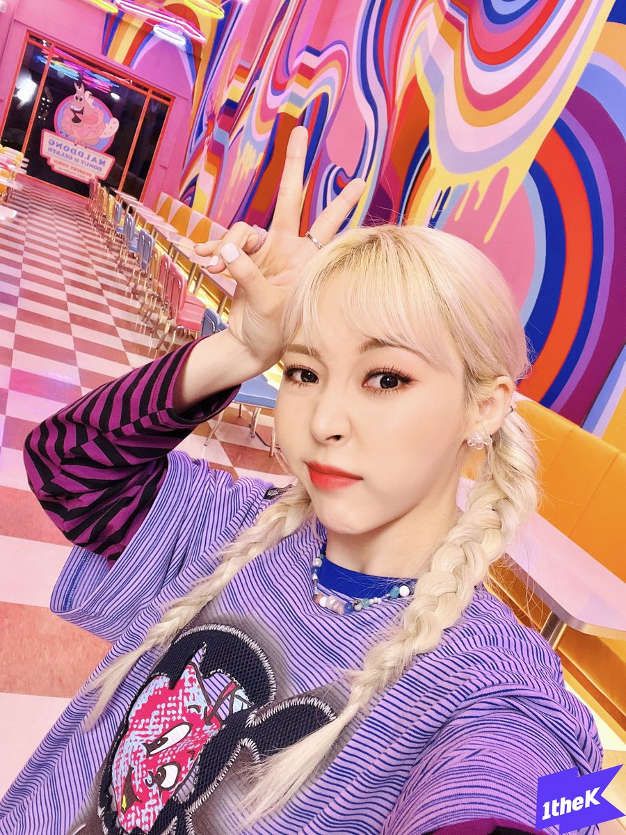 STARPLANET RT DEAL FOR MOONBYUL

🏆 1500 HEART JELLIES (pre-vote) 
🏆 500 HEART JELLIES (5 Live votes) 

➡️500 RTs (QRT ✅)
➡️Stream MV
🔗youtu.be/xf3OzncHmfE
➡️Reply proof+tags #Cheese_in_the_Trap #MOONBYUL 

⏰ Ends in 8hours (~05.02 4am KST)

(sponsored by me) 
<a href="/RBW_MAMAMOO/">마마무(MAMAMOO)</a>