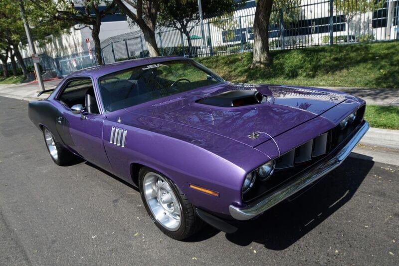 DinoKasamis's tweet photo. Great looking 71 Cuda… https://t.co/75cqryUKOl
