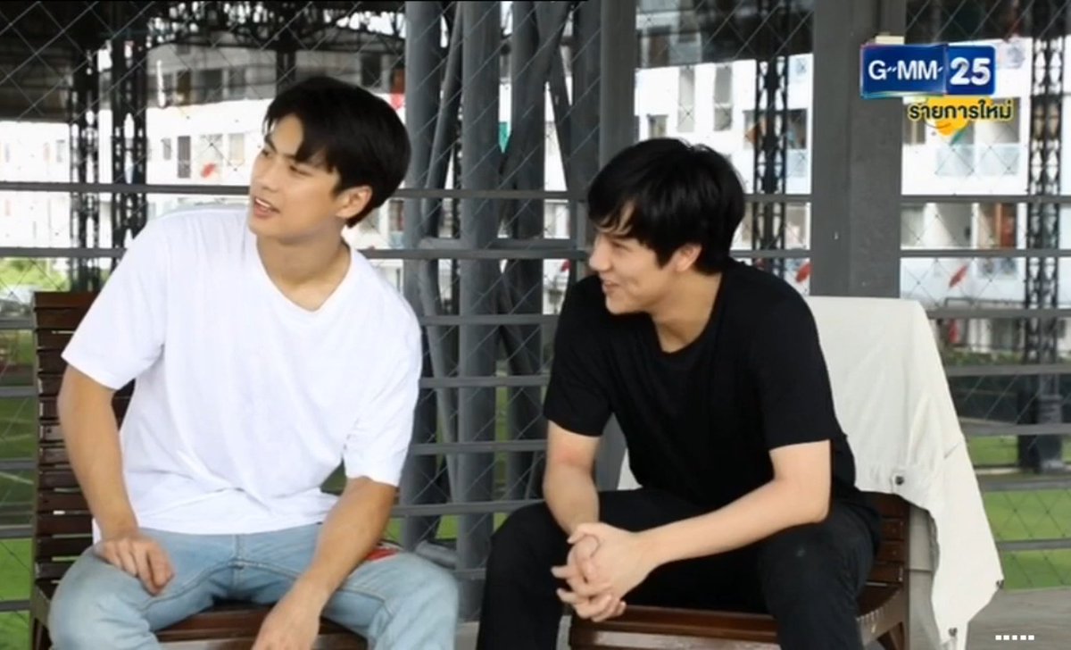 porr_patlnwza55's tweet photo. #อสรมิตรxโอมนนน #โอมนนน

ohmnanon saying if they ever get into an argument or fight they would talk and clear the dissatisfaction directly, they're the types to say their dislikes bluntly to the other and if ever there's a problem bw them,it's gets cleared by the end of the day🥺 https://t.co/BSiJmcAdbb