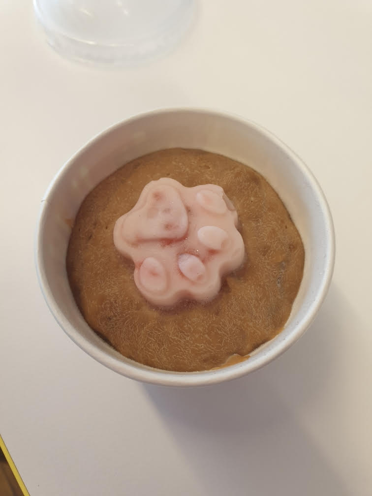 Treat your dog too at the Ellington Park Cafe ... a cooling, frozen treat made from only fruit, peanut butter and yoghurt - nothing else added.  Safe and tasty for humans too!