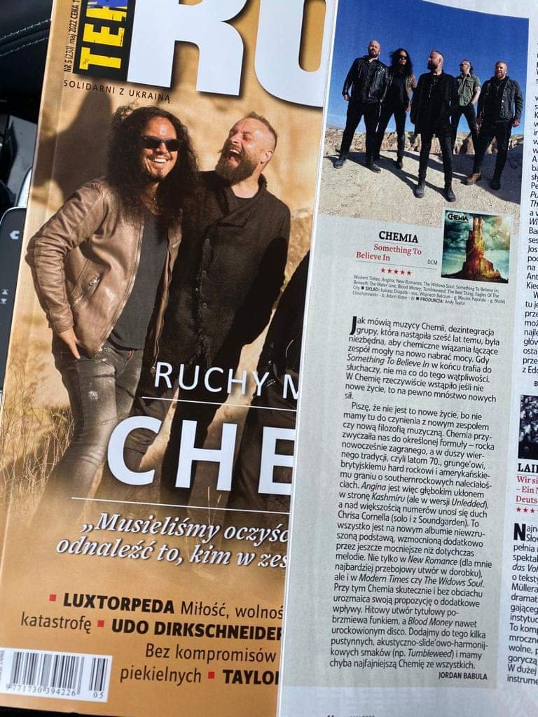 5 out of 5 ⭐️ in the greatest rock magazine in Poland - Teraz Rock‼️
Do you already have your own copy of the CD? 
❗️Check the link below:
ffm.to/bnym65q 
❗️And UK only! :
slinky.to/SomethingToBel… 

#chemiarock #chemiaofficial #chemia #somethingtobelievein #albumpremiere