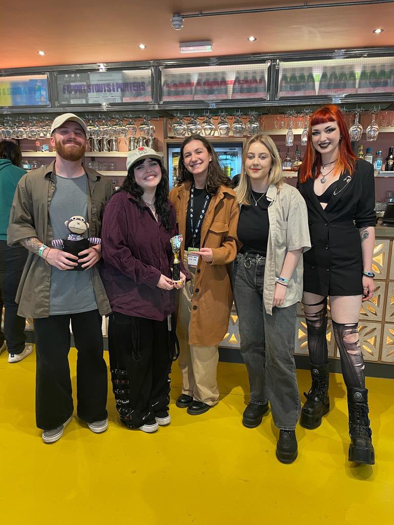 CRAWLERS tweet media