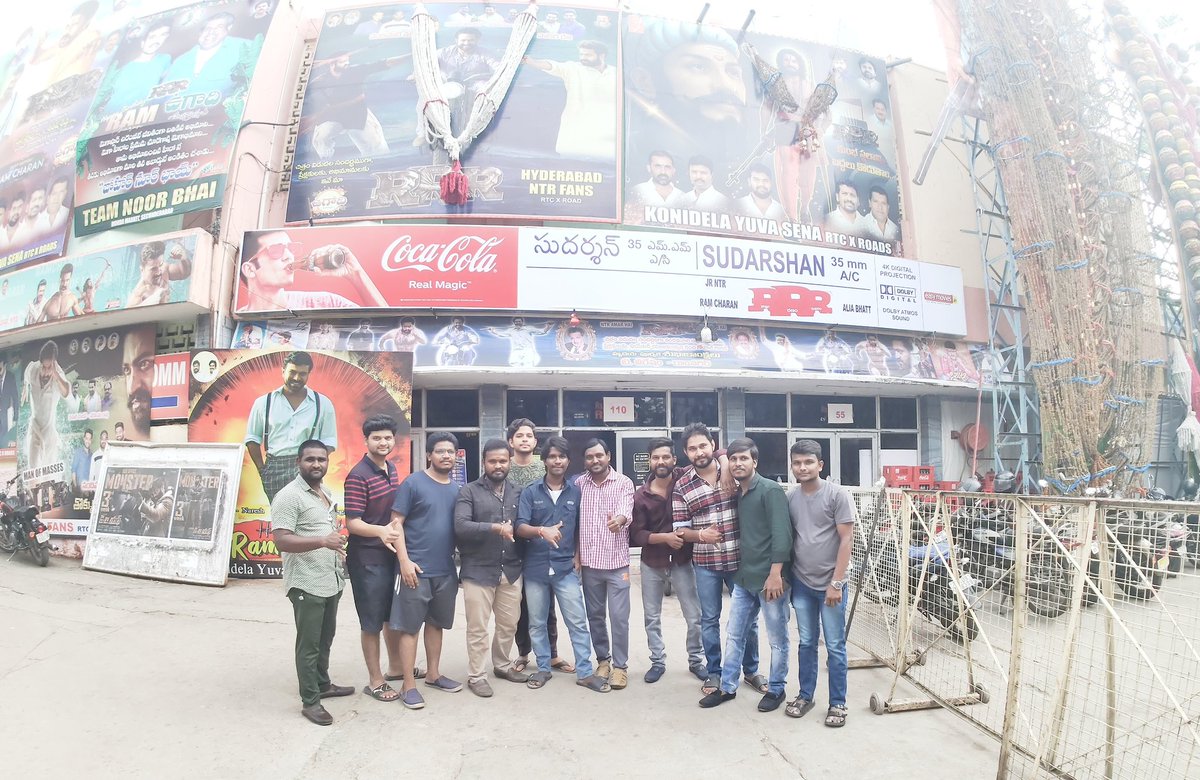 iSandeep4005's tweet photo. @urstrulyMahesh Fortress
Sudharshan35mm ✅🔥
@urstruly7hari  @vasanthbabu777
@pavanprincemsd @SSMBCultVenkat @Ajay_Dhfm_2208
#SarkaruVaariPaata #MaheshBabu𓃵 https://t.co/fp5t8IrLVX