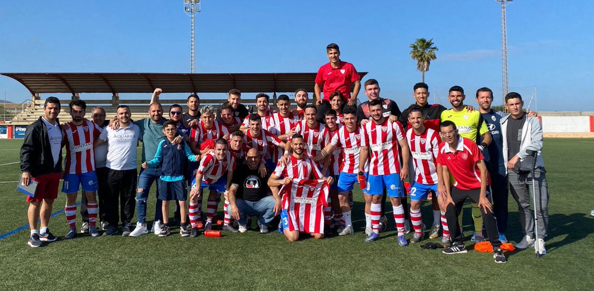 viudes74's tweet photo. Darrer partit
Temporada de locos
A descansar de futbol i d'aqui dos mesos ja veurem.
Gràcies a tot el grup, per tot.
Sou collonuts!!
Visca el @CE_Santanyi i VISCA LA MARE QUE ENS VA PARIR!!!
🤘💪 https://t.co/L4dCZf2Qga