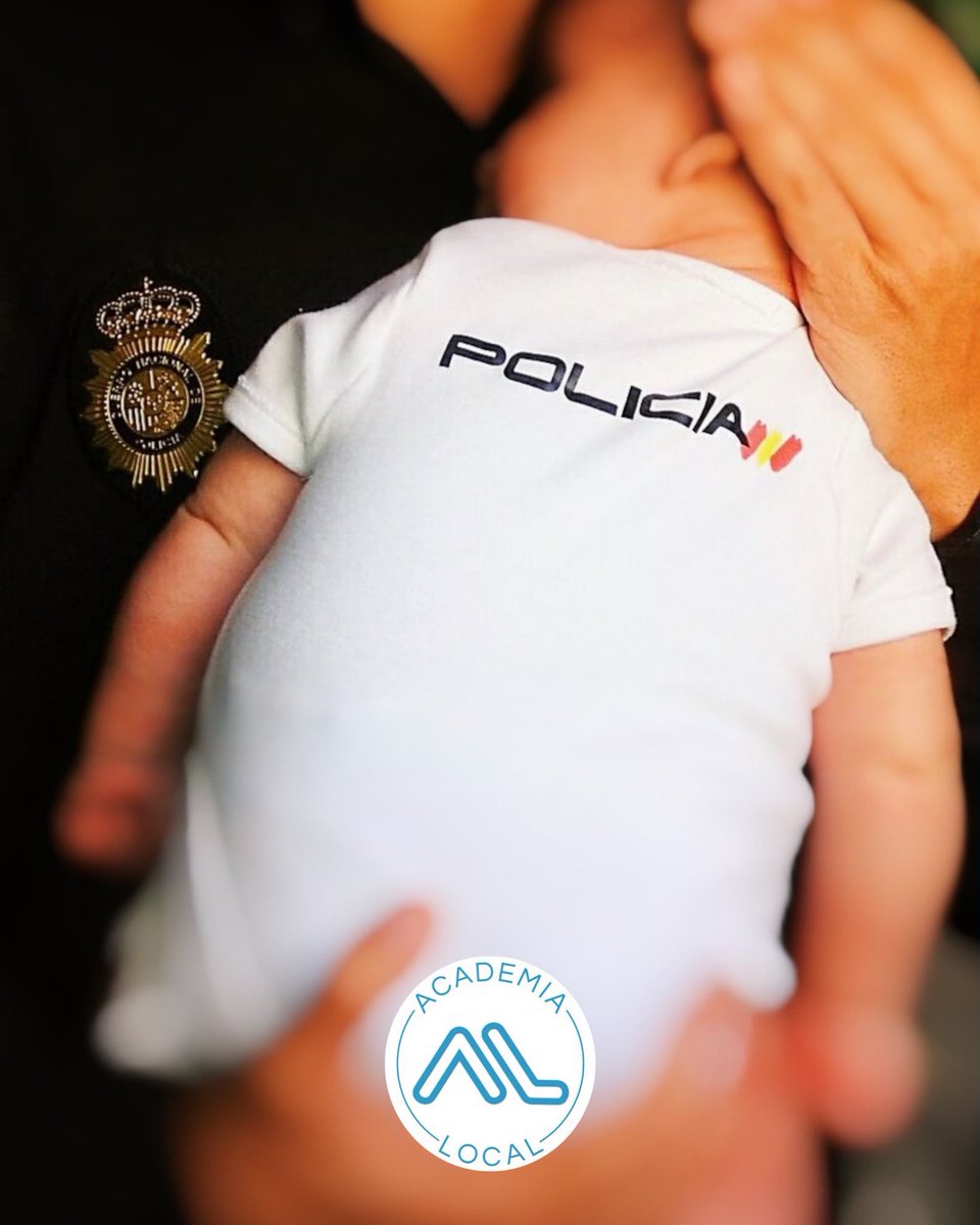 academiaPLocal's tweet photo. ¡Feliz día a las mujeres más importantes de nuestras vidas! 👮🏻‍♀️❤️

#DíaDeLaMadre #AcademiaLocal https://t.co/f4ixkBJM3J