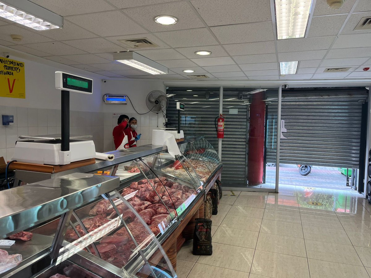 Funcionarios de la <a href="/DirecDelTrabajo/">Dirección del Trabajo</a> #Atacama se encuentran desplegados en terreno fiscalizando el cumplimiento del #FeriadoIrrenunciable en el marco de la conmemoración del Día Internacional de las y los trabajadores.