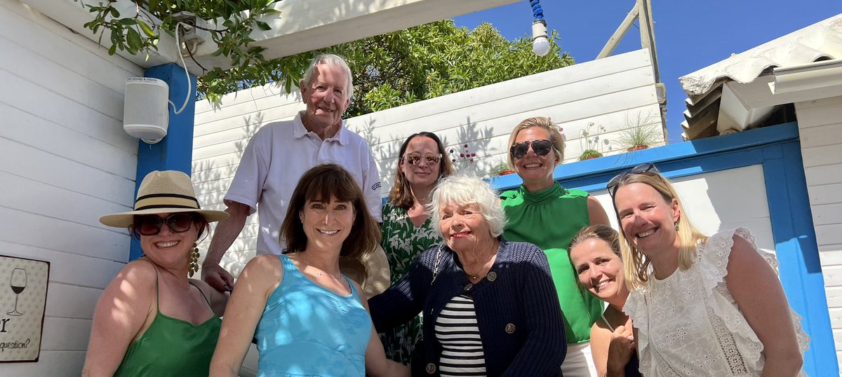 melissajgeiger's tweet photo. #wishyouwerehere lovely chat with Judith! https://t.co/fOQFj7jeP1