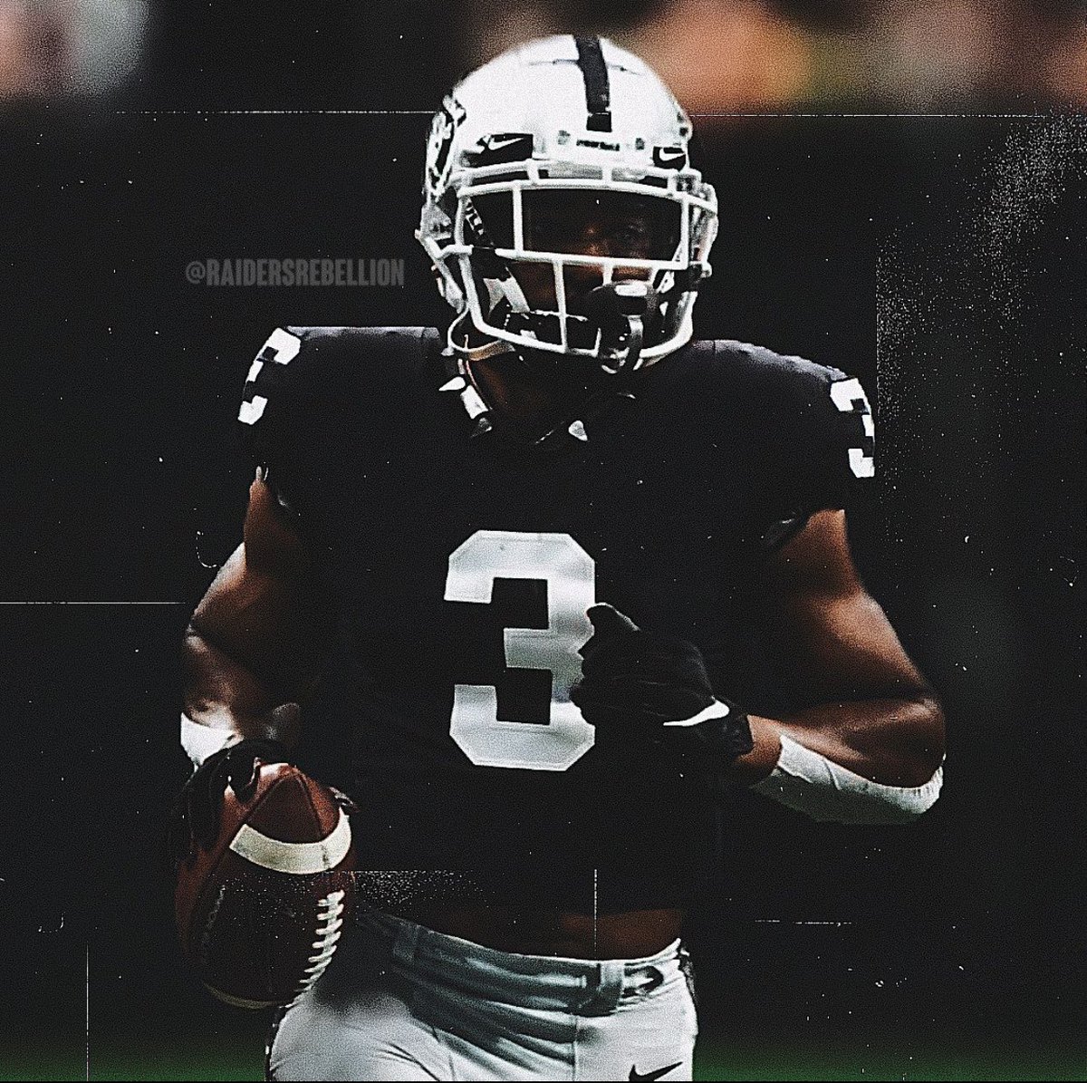 zeus1_34's tweet photo. Locked in @raiders 🖤🙏🏾 #TheDarkSide https://t.co/NloY3PkWzz