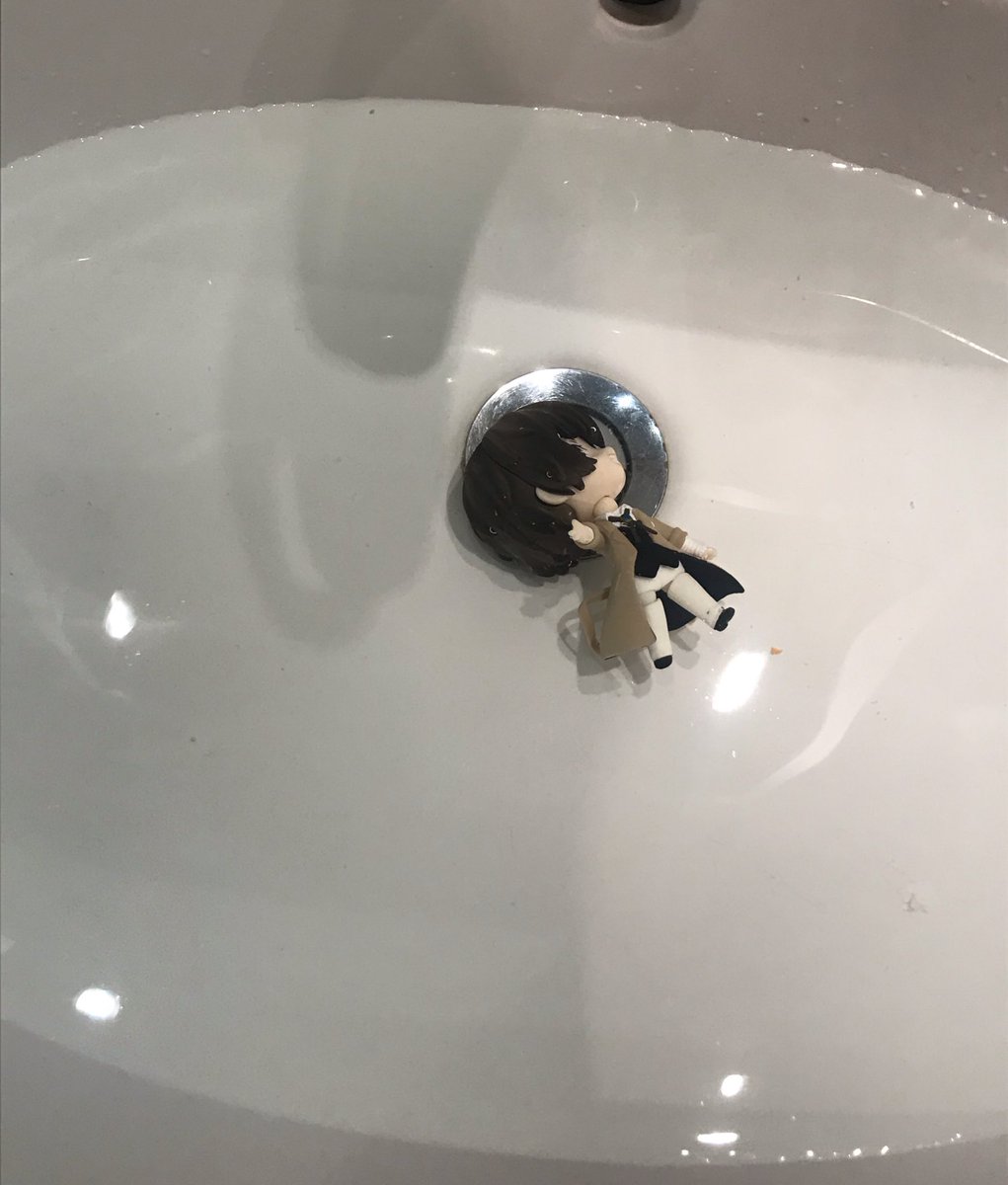 maranellosaint's tweet photo. this is for chuuya https://t.co/RjlKy4dEax