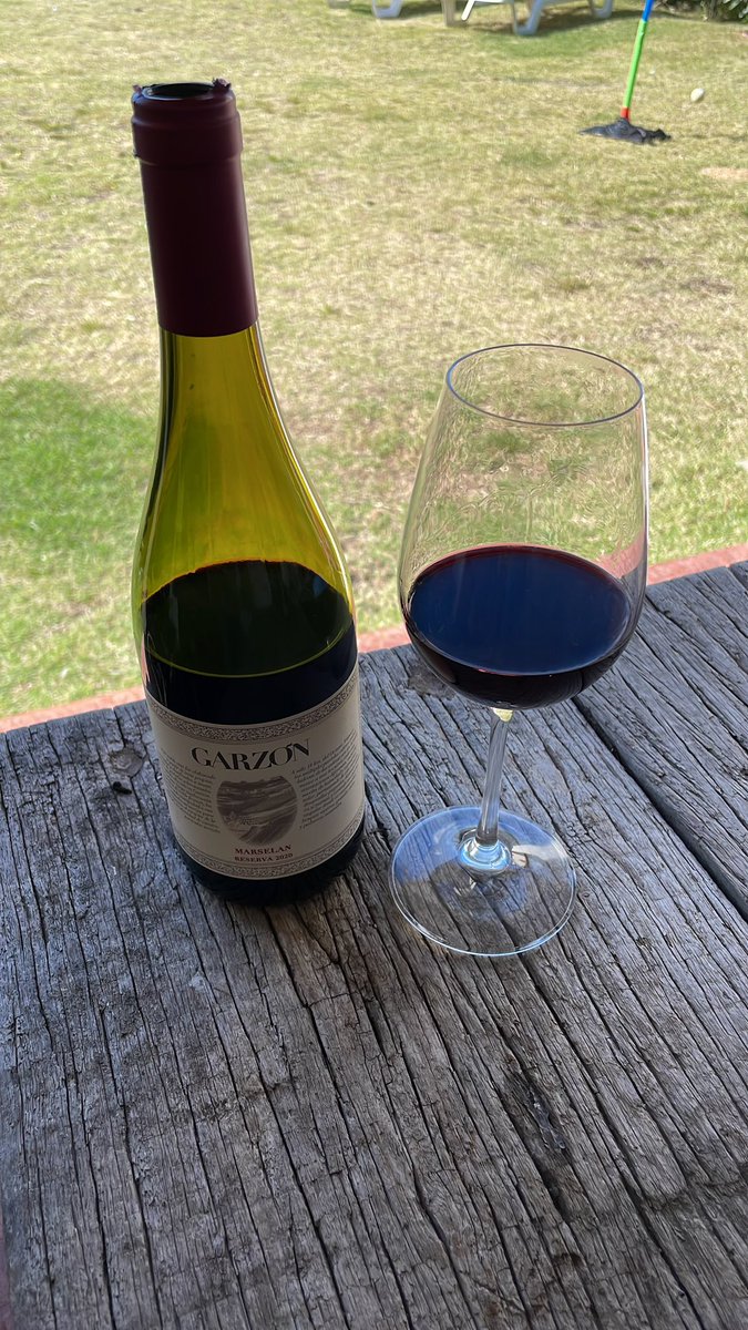 Salud 🍷 a todos!!! Feliz día del trabajador!! Espero estén disfrutando de este domingo!!