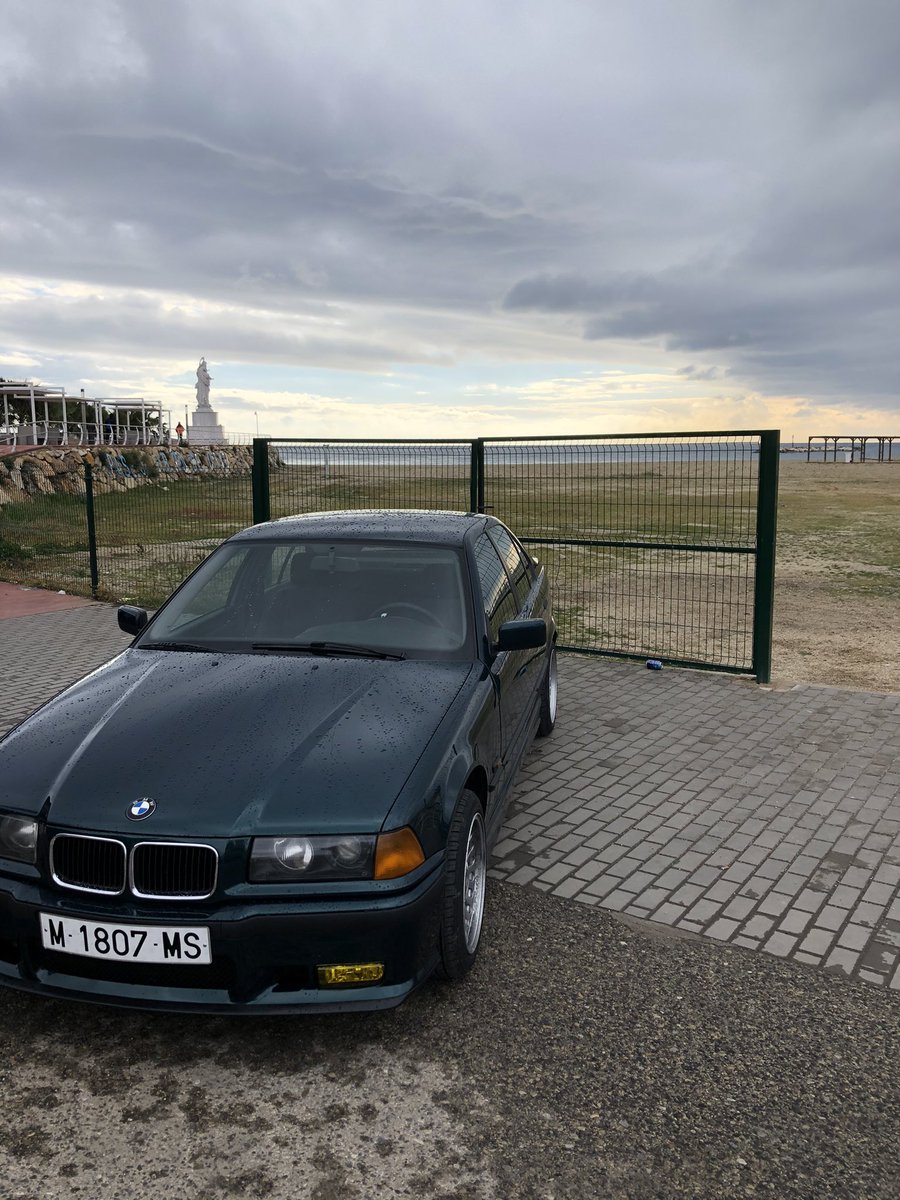 Francisco_Aznar's tweet photo. ☔️ ☔️  @BMWMadrid https://t.co/ozkcNTkMWX