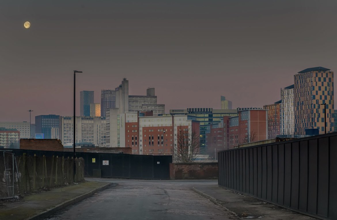 Rob Whitrow - Photographer tweet media