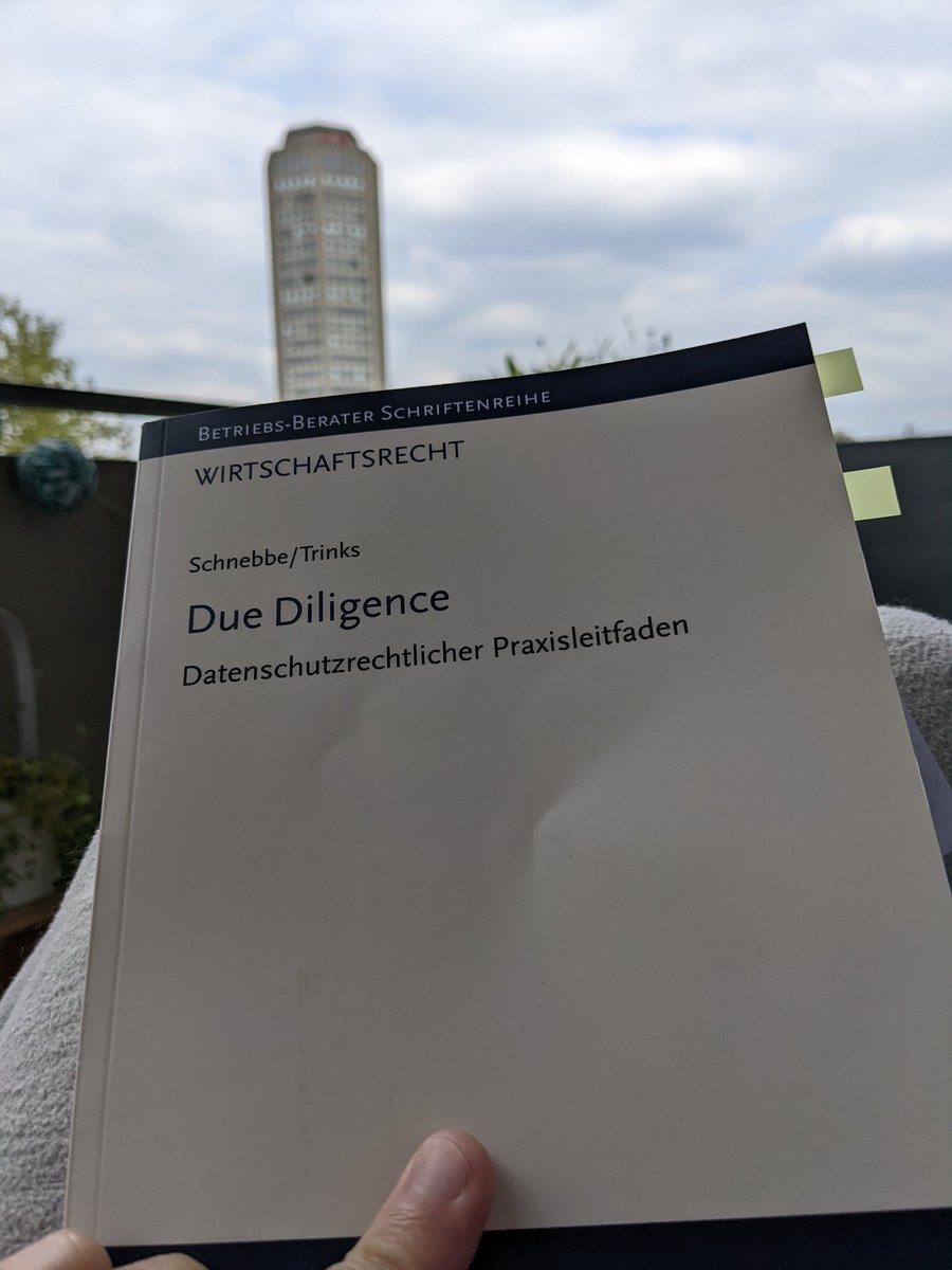 #Sonntagslektüre

Bisher sehr empfehlenswertes Werk von <a href="/Schnebbem/">Maximilian Schnebbe</a> / Trinks, Due Diligence!