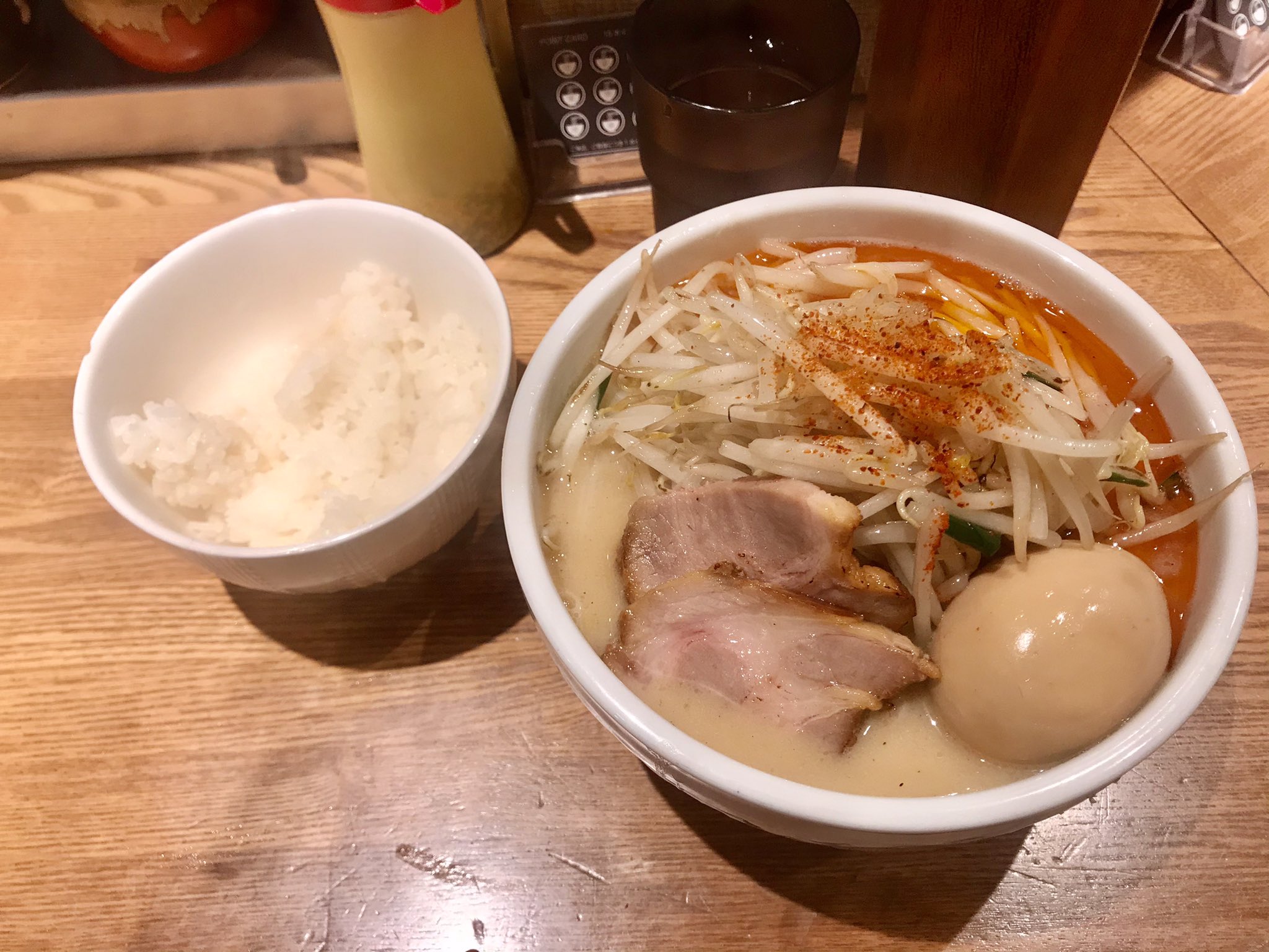 Yanagich 八王子 ラーメン花木流 味噌 さん 辛味噌らーめん 全マシ ライス 仕事終わりに朝以降食事をしておらずで お腹すいたのと寒さで訪問 夜に訪問するのは 珍しくて やはり食欲にはかなわないです おかげで美味しくお腹いっぱいに