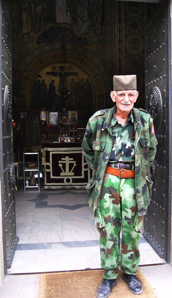pravoslavnic's tweet photo. Срећан 94 рођендан ⚔ https://t.co/c08FQrMdJ0