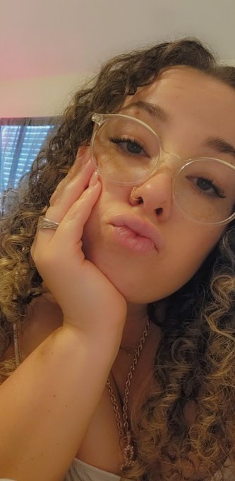 Brunch..? 🥂 https://t.co/EPG45UoVxX<a href="/tag/newprofilepic"class="tags"><span>#newprofilepic</span></a>