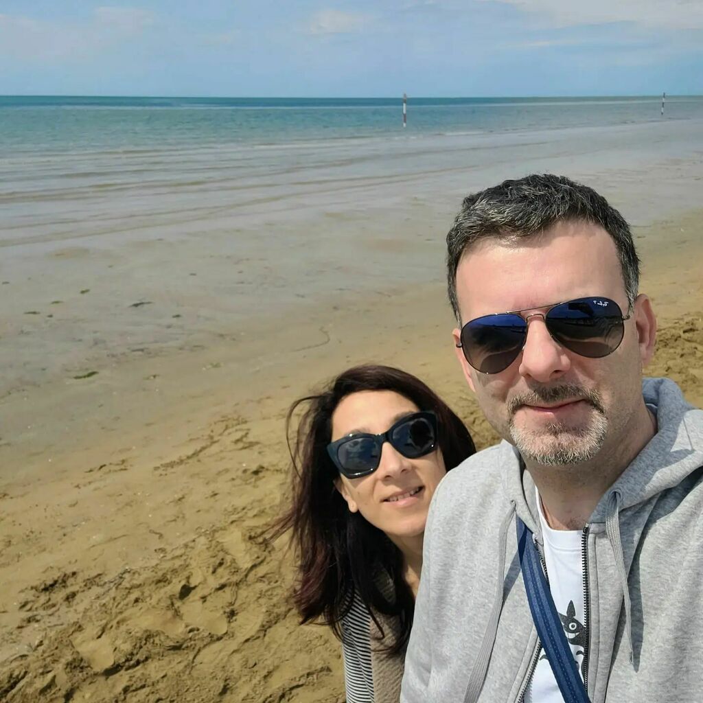 Stagione aperta!

#lignano #lignanosabbiadoro #lignanobeach #ufficio19 #estate #estate2022 #mare #iniziostagione#spiaggia #onthebeach #sunnyday #weekend instagr.am/p/CdA_z36sQSB/